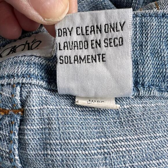 Vintage Cache Womens Capri Denim Jeans Sz 8 Rhinestone Bling Faded MidRise Mom - Picture 12 of 13